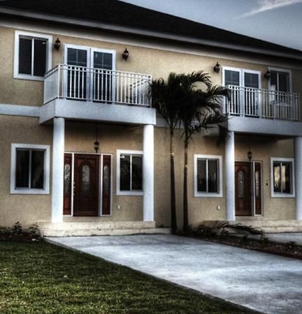 Villa Beautiful Bahamian Getaway Nassau Exterior foto